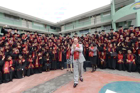 Graduacion-Fundacion-Azteca